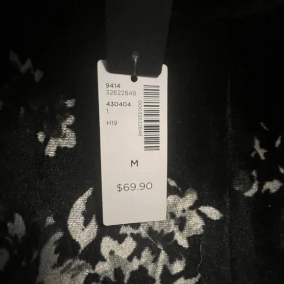 Brand new velour floral dress - Picture 3 of 3